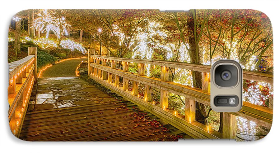 Garvan Galaxy S7 Case featuring the photograph Golden Bridge by Daniel George