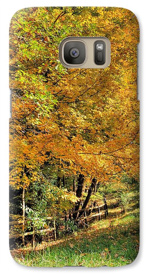 6447 Galaxy S7 Case featuring the photograph Golden Fenceline by Gordon Elwell