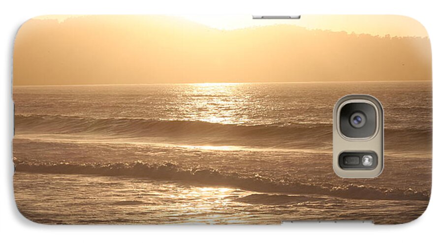 Pacific Ocean Monterey Bay California Galaxy S7 Case featuring the photograph Golden State by Carrie Maurer