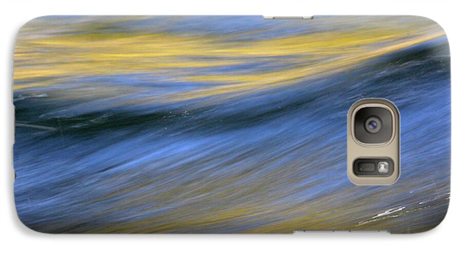 River Galaxy S7 Case featuring the photograph Kawaakari by Cathie Douglas