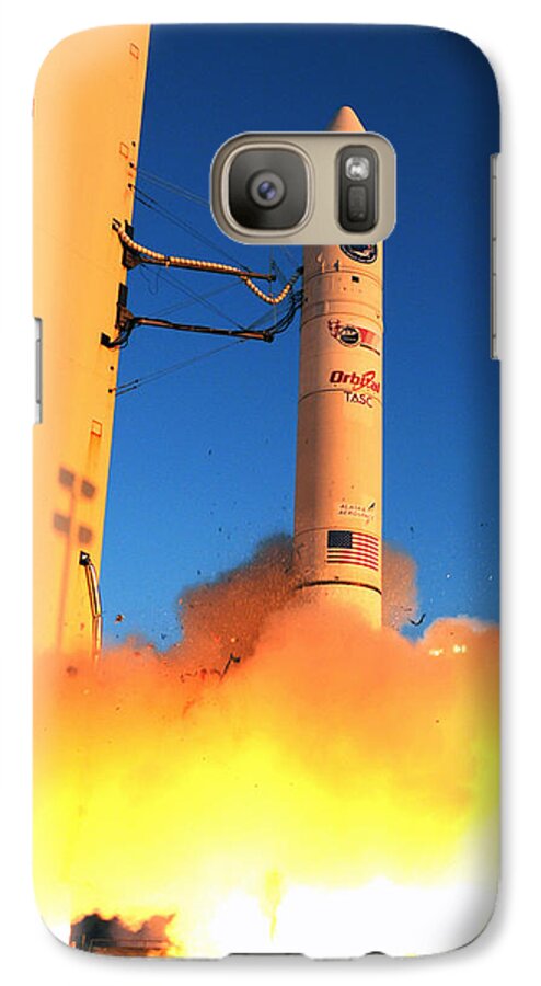 Astronomy Galaxy S7 Case featuring the photograph Minotaur Iv Rocket Launches Falconsat-5 by Science Source