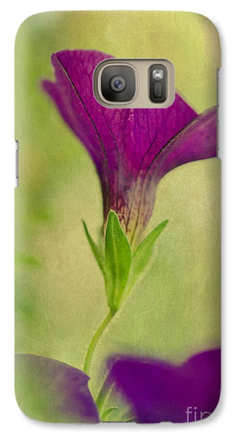 Flower Galaxy S7 Case featuring the photograph Reaching Toward the Heavens by Mary Jane Armstrong