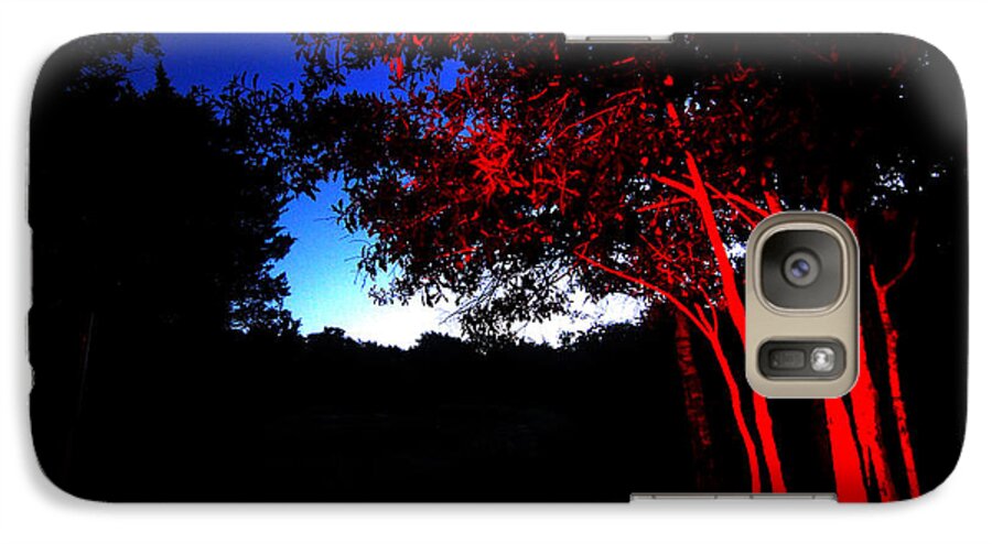 Dawn Galaxy S7 Case featuring the photograph Red Trees by Susan Moody
