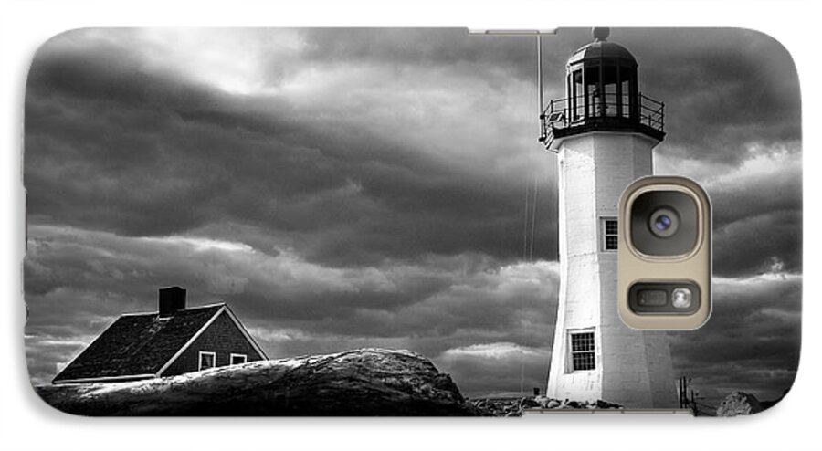 Scituate Lighthouse Galaxy S7 Case featuring the photograph Scituate lighthouse under a stormy sky by Jeff Folger