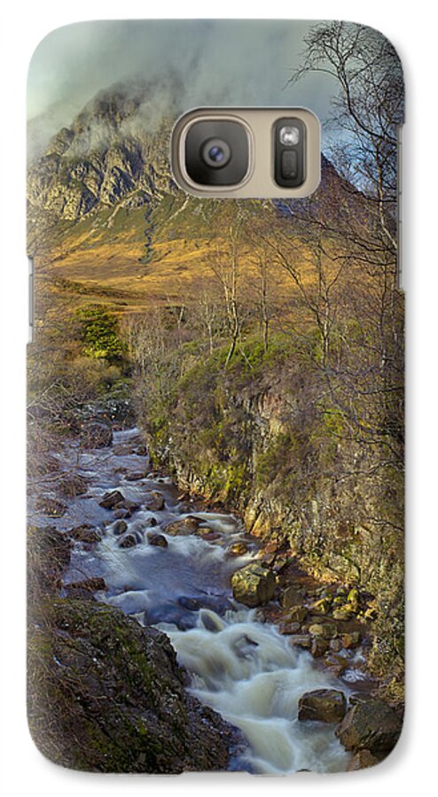 Buachaille Etive Mor Galaxy S7 Case featuring the photograph Stream below Buachaille Etive Mor by Gary Eason