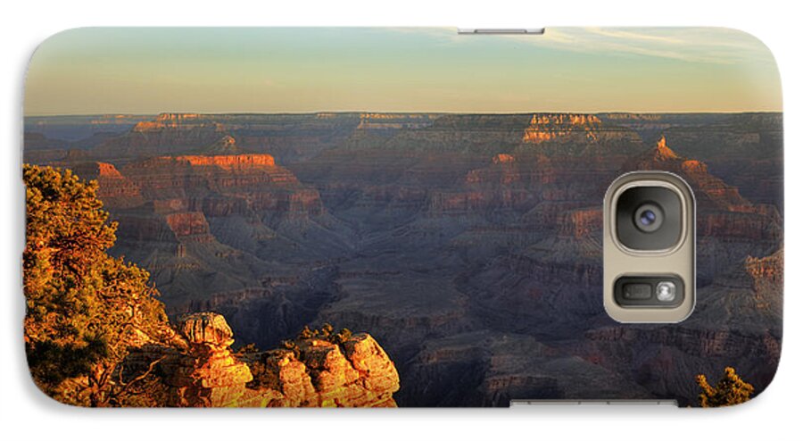 Grand Canyon Galaxy S7 Case featuring the photograph Sunrise over Yaki Point at the Grand Canyon by Alan Vance Ley