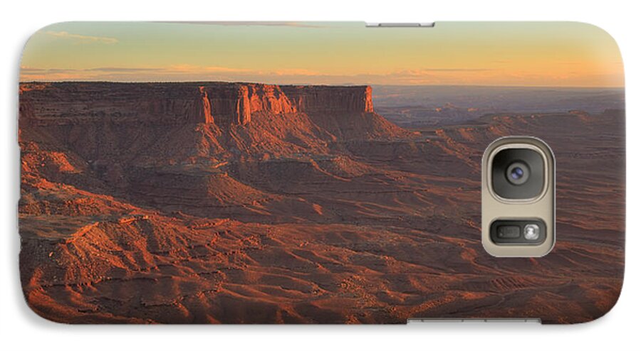 Sunset Galaxy S7 Case featuring the photograph Sunset at Canyonlands by Alan Vance Ley