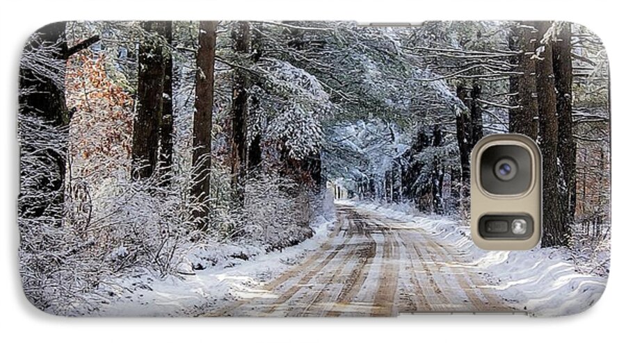 Old Sandwich Road Galaxy S7 Case featuring the photograph The Oldest Road After The snow by Constantine Gregory