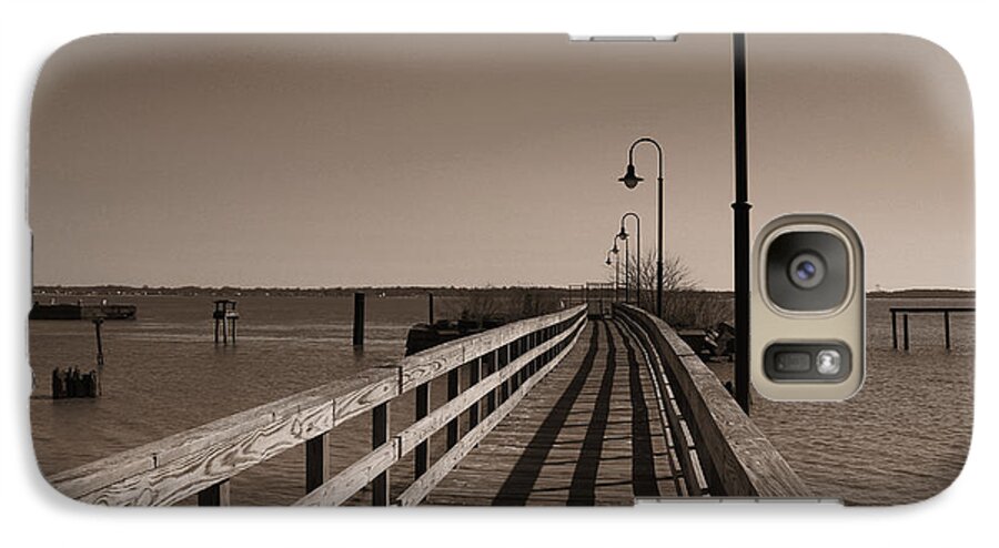 Black And White Galaxy S7 Case featuring the photograph The Pier by David Jackson