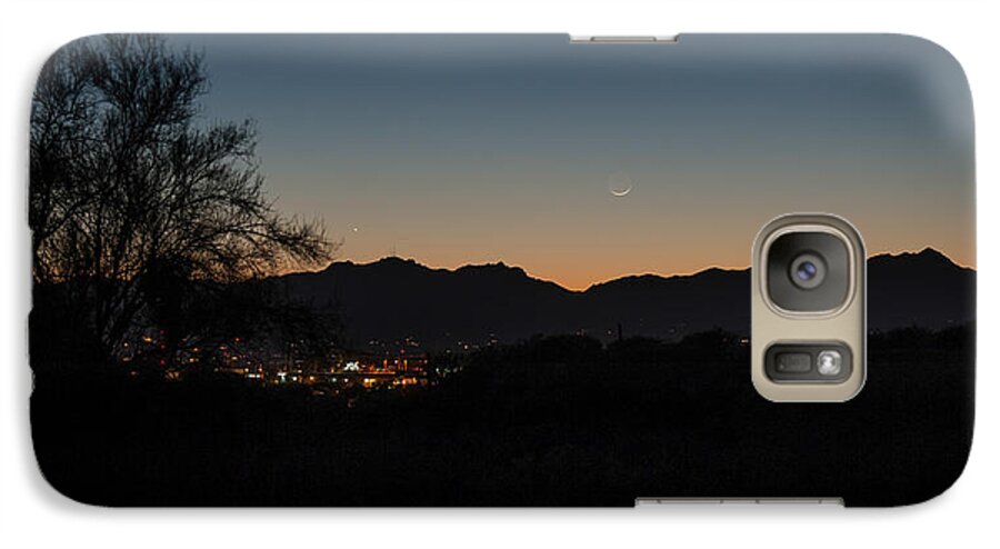 Arizona Galaxy S7 Case featuring the photograph Venus and a young Moon over Tucson by Dan McManus