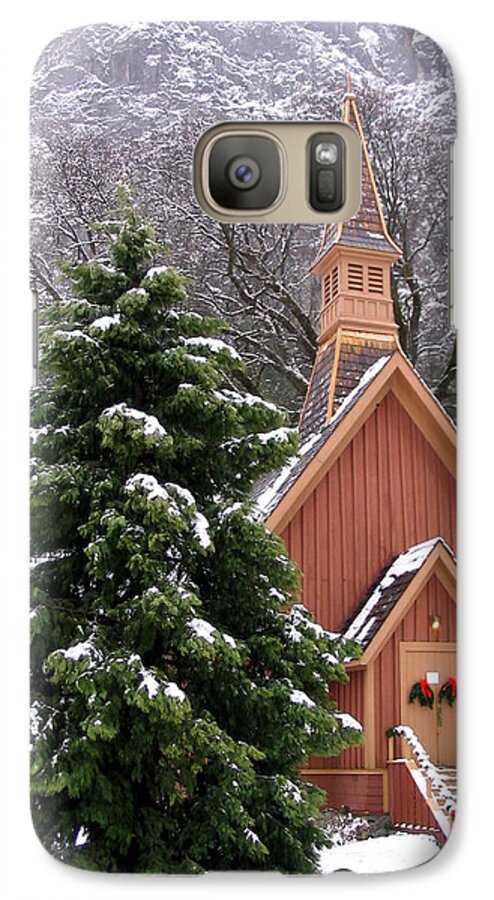 Yosemite Chapel Galaxy S7 Case featuring the photograph Yosemite Chapel in Winter by Kevin Desrosiers