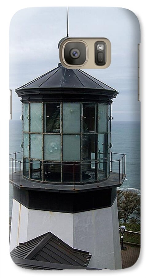Sky Galaxy S7 Case featuring the photograph Cape Meares Lighthouse by Peter Mooyman
