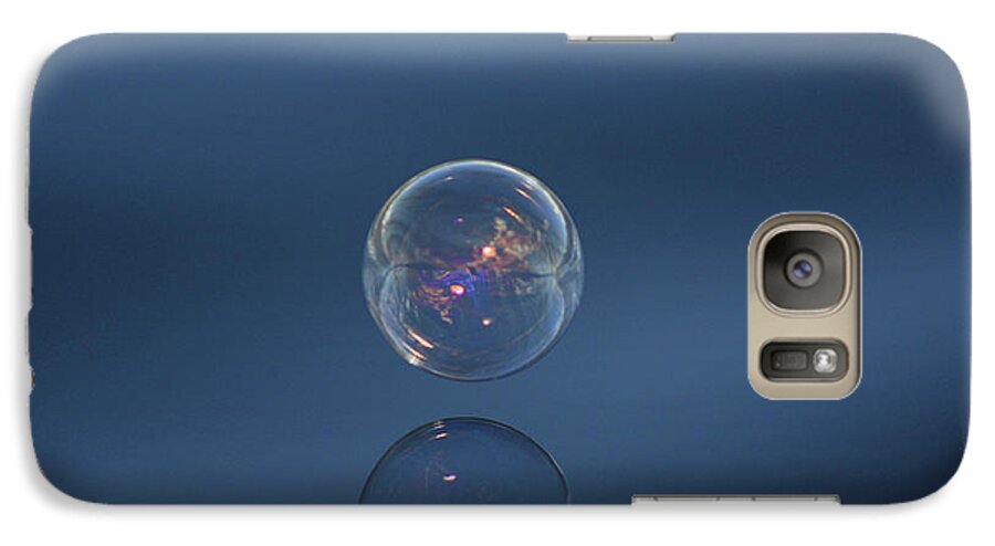 Breeze Galaxy S7 Case featuring the photograph Floating on the Breeze by Cathie Douglas