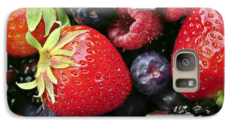 Berry Galaxy S7 Case featuring the photograph Fresh berries by Elena Elisseeva