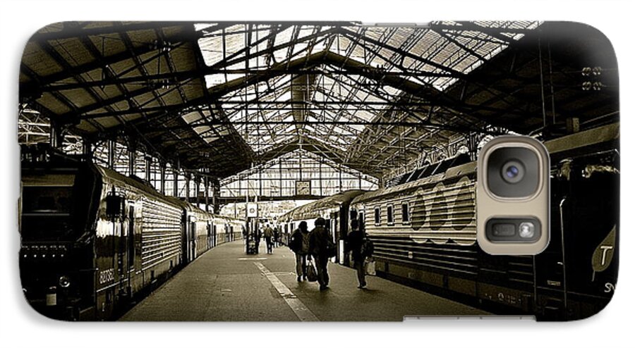 Paris Galaxy S7 Case featuring the photograph Gare de Saint Lazare by Eric Tressler