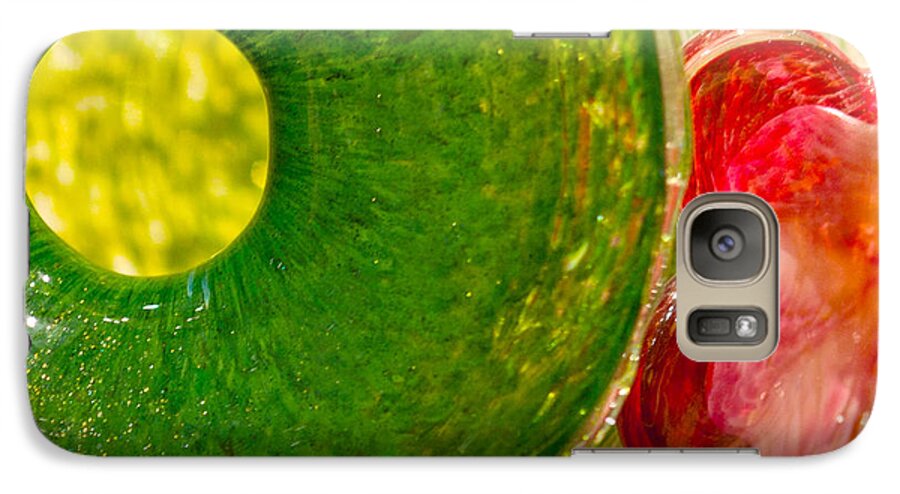 Art Glass Galaxy S7 Case featuring the photograph Green and Red by Artist and Photographer Laura Wrede