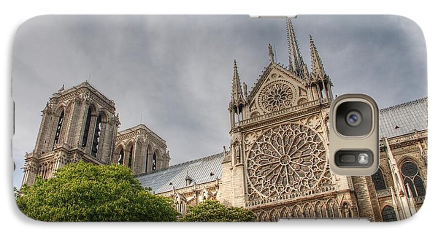Notre Dame Galaxy S7 Case featuring the photograph Notre Dame de Paris by Jennifer Ancker