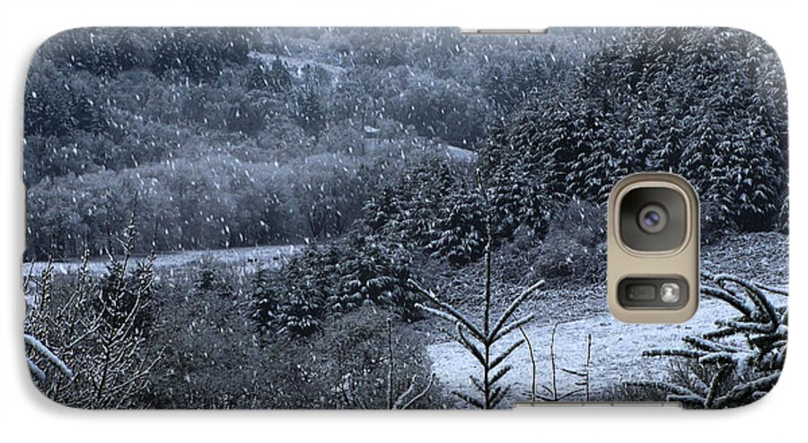 Snow Galaxy S7 Case featuring the photograph Snowfall by KATIE Vigil