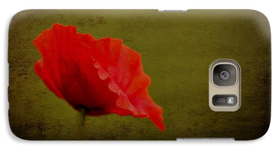 Poppies Galaxy S7 Case featuring the photograph Solitary Poppy. by Clare Bambers