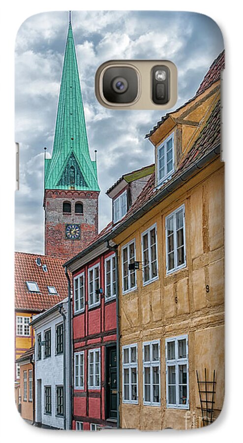 Denmark Galaxy S7 Case featuring the photograph Helsingor Narrow Street #1 by Antony McAulay