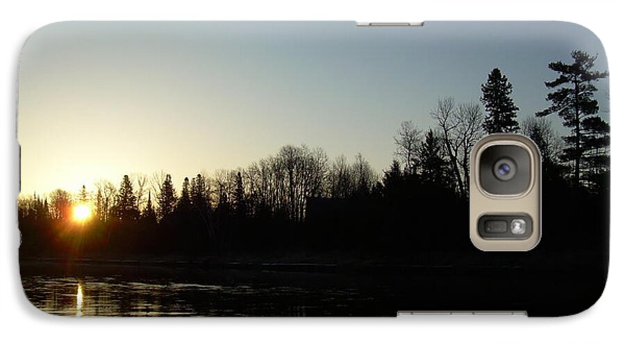 Mississippi River Galaxy S7 Case featuring the photograph Mississippi river Sunrise reflection #1 by Kent Lorentzen