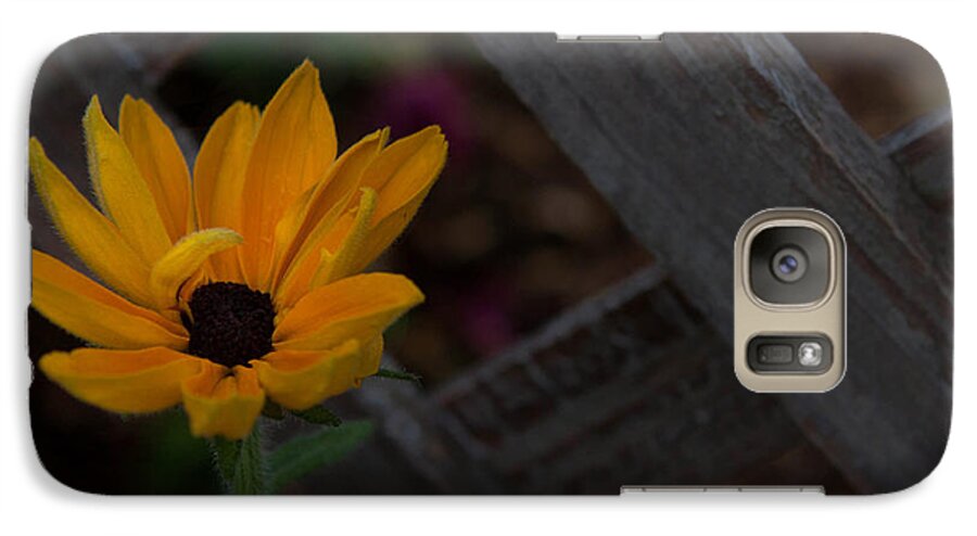 Yellow Galaxy S7 Case featuring the photograph Standing Alone #2 by Cherie Duran