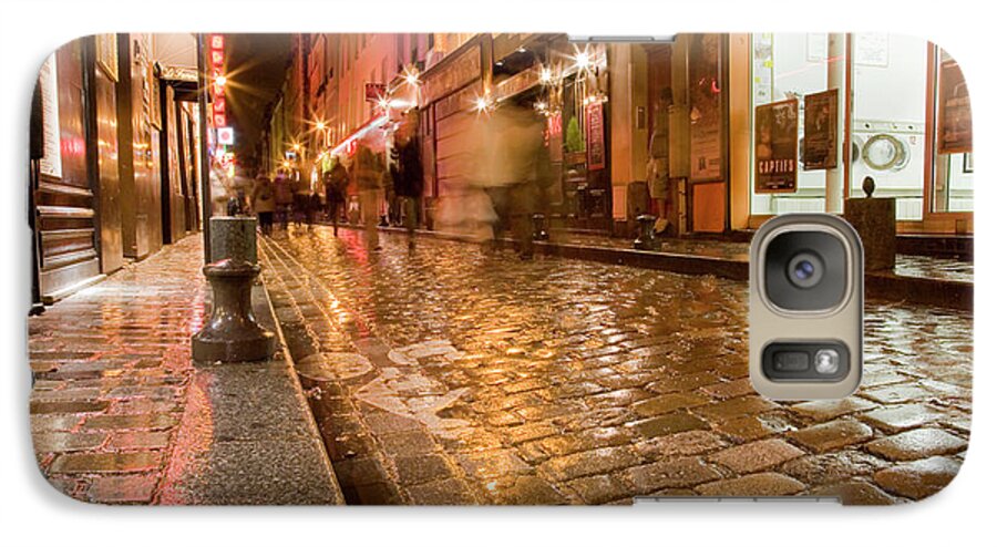 Paris Galaxy S7 Case featuring the photograph Wet Paris Street #1 by Matthew Bamberg