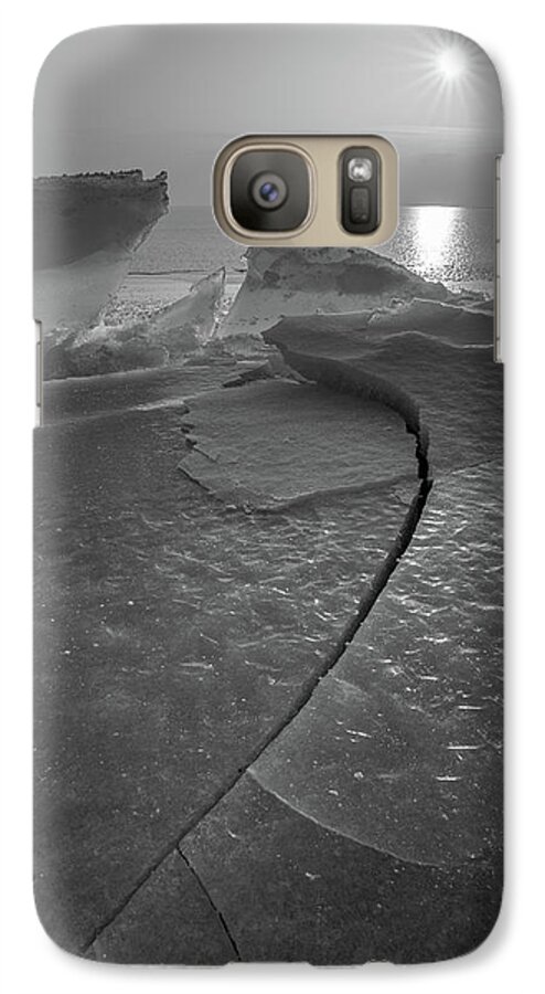Landscape Galaxy S7 Case featuring the photograph Breaking point by Davorin Mance
