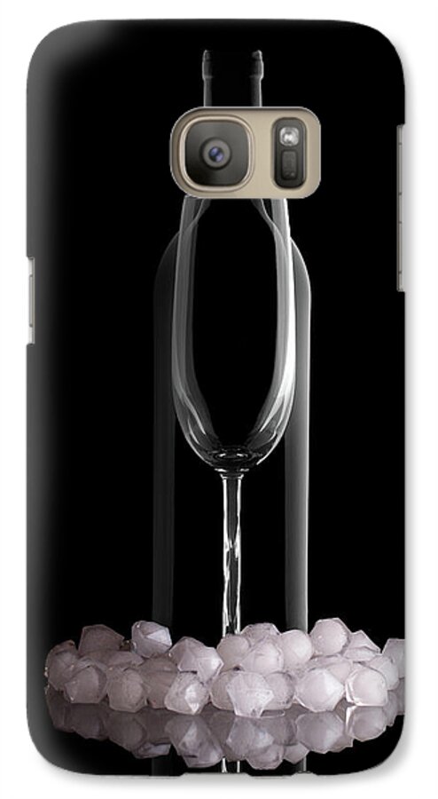 Alcohol Galaxy S7 Case featuring the photograph Chilled Wine by Tom Mc Nemar