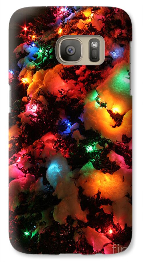 Twas The Night Before Christmas Galaxy S7 Case featuring the photograph Christmas Lights ColdPlay by Wayne Moran