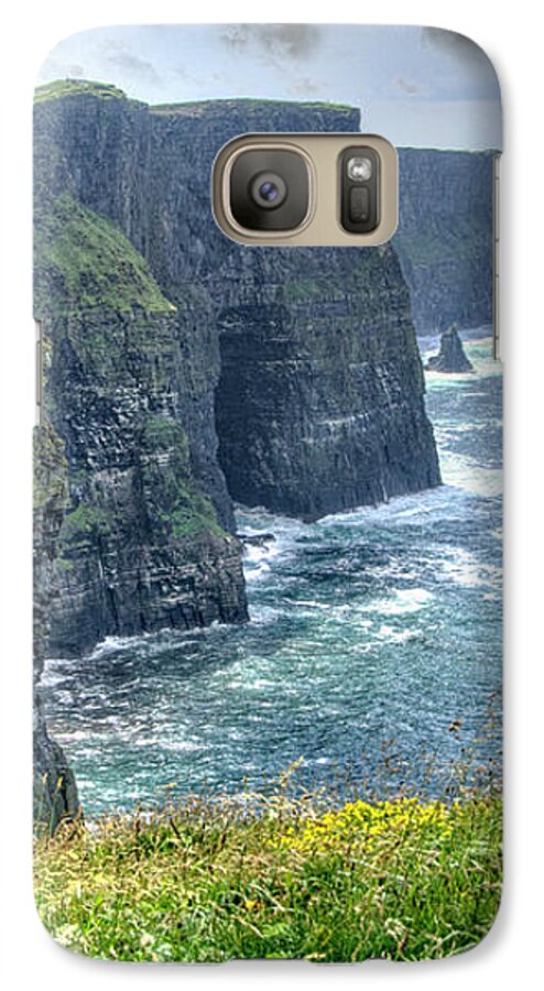 Ireland Galaxy S7 Case featuring the photograph Cliffs of Moher by Alan Toepfer