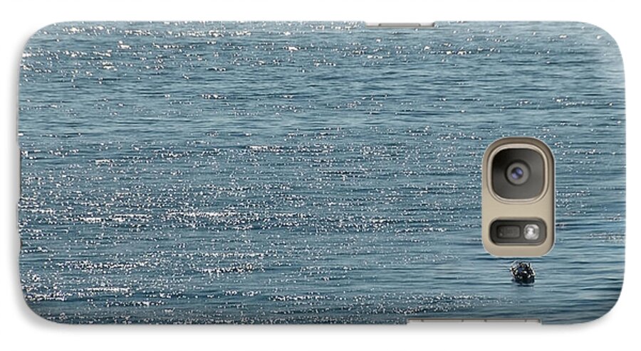 California Galaxy S7 Case featuring the photograph Fishing in the Ocean Off Palos Verdes by Joe Bonita