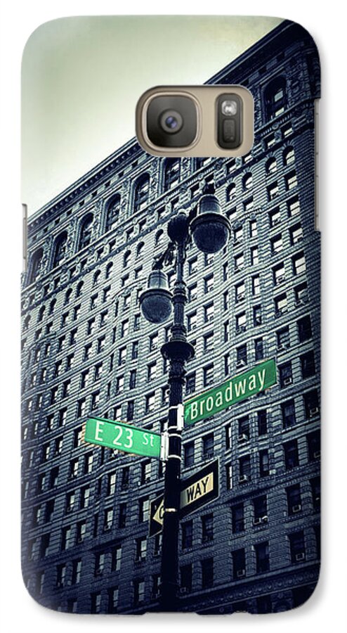 Building Galaxy S7 Case featuring the photograph Flatiron Directions by Jessica Jenney