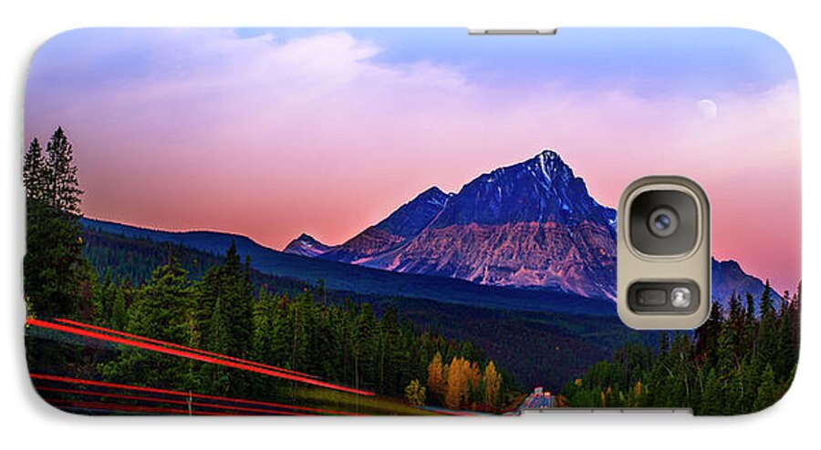 Mount Fitzwilliam Galaxy S7 Case featuring the photograph Get your motor running by John Poon