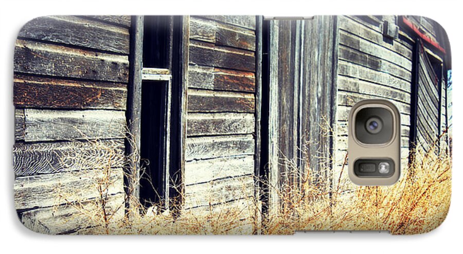 Barn Galaxy S7 Case featuring the photograph Hanging by a Bolt by Julie Hamilton