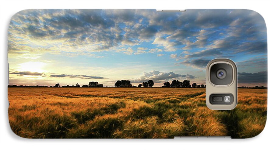 Harvest Galaxy S7 Case featuring the photograph Harvest by Franziskus Pfleghart