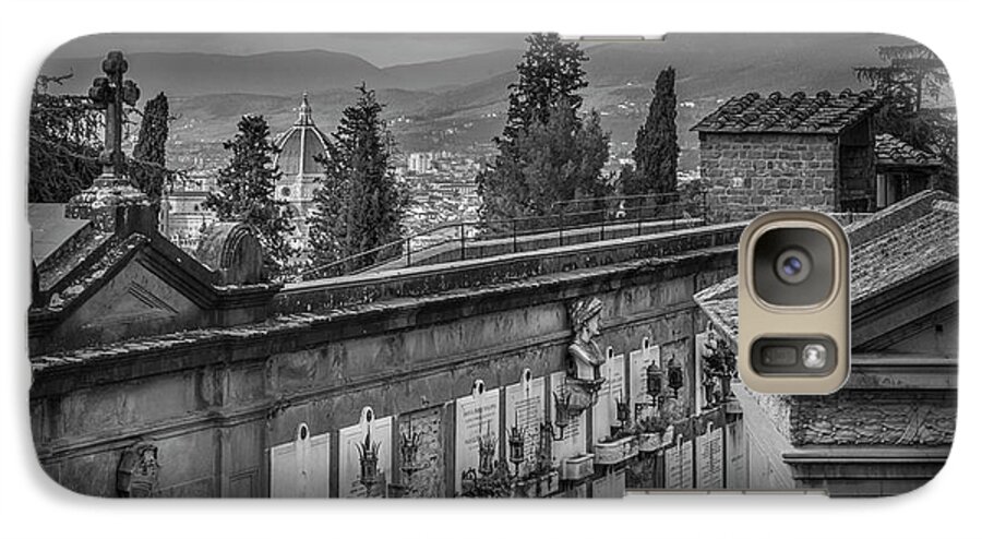  Galaxy S7 Case featuring the photograph Il Cimitero e Il Duomo by Sonny Marcyan