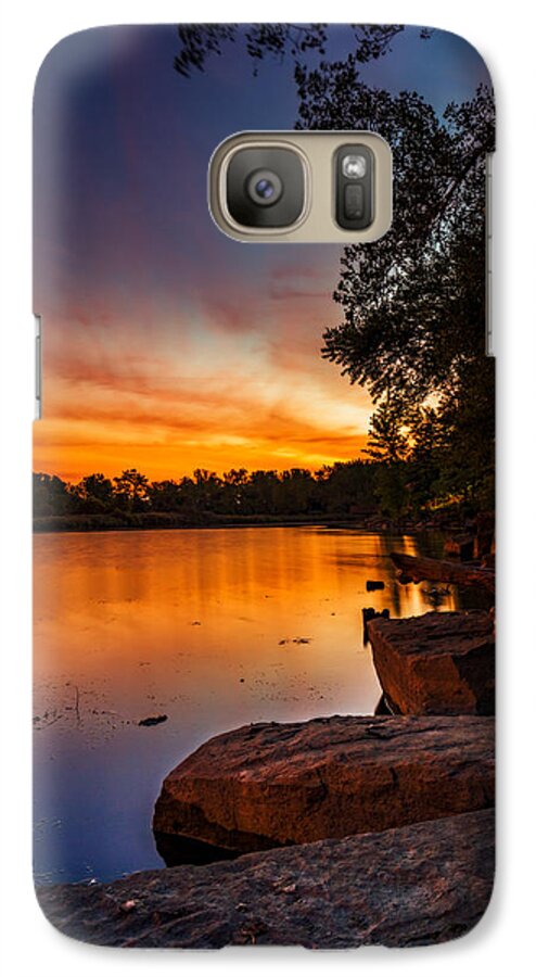 Buffalo Sunrise Galaxy S7 Case featuring the photograph Lake Kirsty Twilight - Vertical by Chris Bordeleau