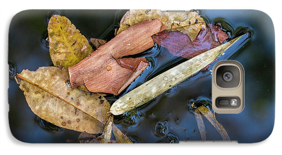 Abstract Galaxy S7 Case featuring the photograph Leaf litter in pond, Navegaon, 2011 by Hitendra SINKAR