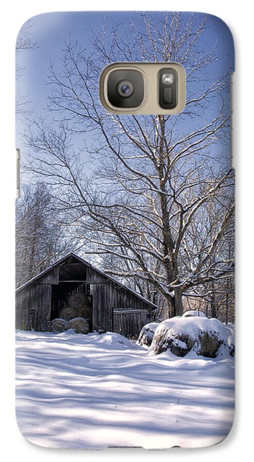 Old Barn Galaxy S7 Case featuring the photograph Old Hay Barn Boxley Valley by Michael Dougherty