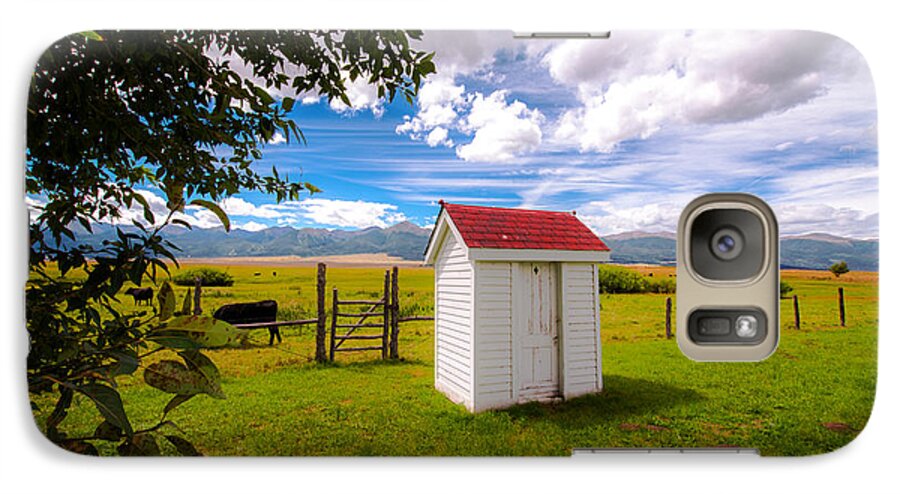 Outhouse Galaxy S7 Case featuring the photograph Outhouse by Tim Reaves