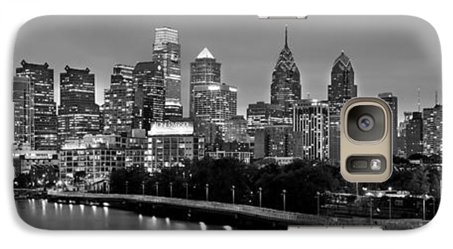 Philadelphia Skyline Dusk Galaxy S7 Case featuring the photograph Philadelphia Philly Skyline at Dusk from near South BW Black and White Panorama by Jon Holiday