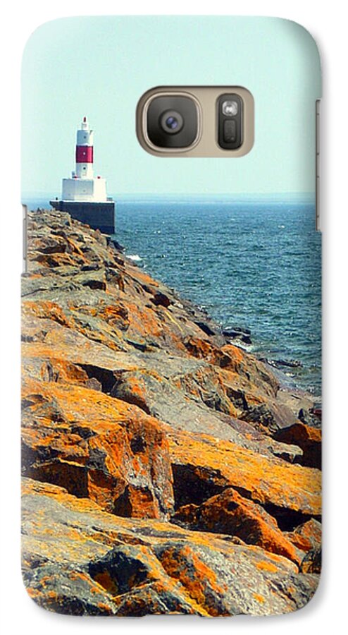 Presque Isle Lighthouse Galaxy S7 Case featuring the photograph Presque Isle Lighthouse in Marquette MI by Mark J Seefeldt