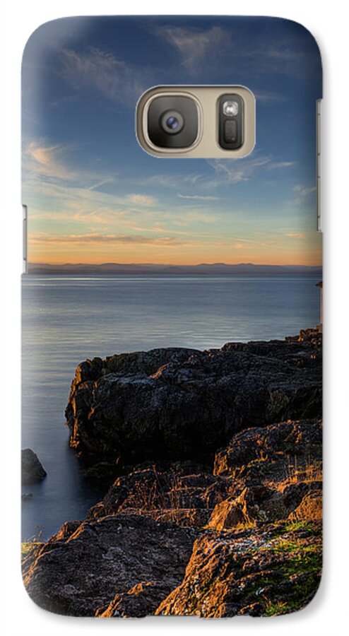 Lime Kiln Lighthouse Galaxy S7 Case featuring the photograph San Juan Island Serenity by Dan Mihai