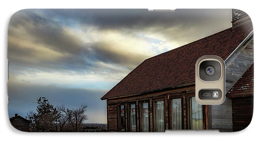 Washington Galaxy S7 Case featuring the photograph Shaniko Schoolhouse by Cat Connor