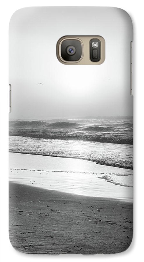 Beach Galaxy S7 Case featuring the photograph Sunrise at Beach Black and White by John McGraw
