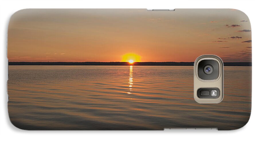 Sunrise Galaxy S7 Case featuring the photograph Sunrise on Seneca Lake by William Norton