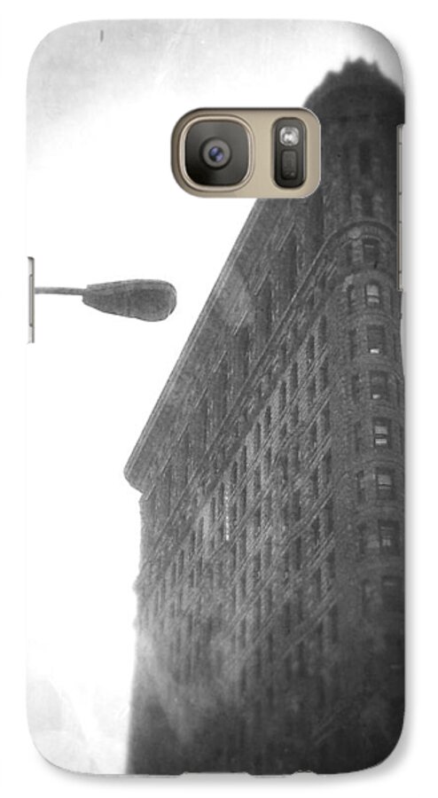 B&w Gallery Galaxy S7 Case featuring the photograph The Old Neighbourhood by Steven Huszar