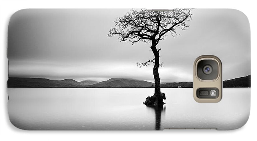 Loch Lomond Galaxy S7 Case featuring the photograph The Tree by Grant Glendinning