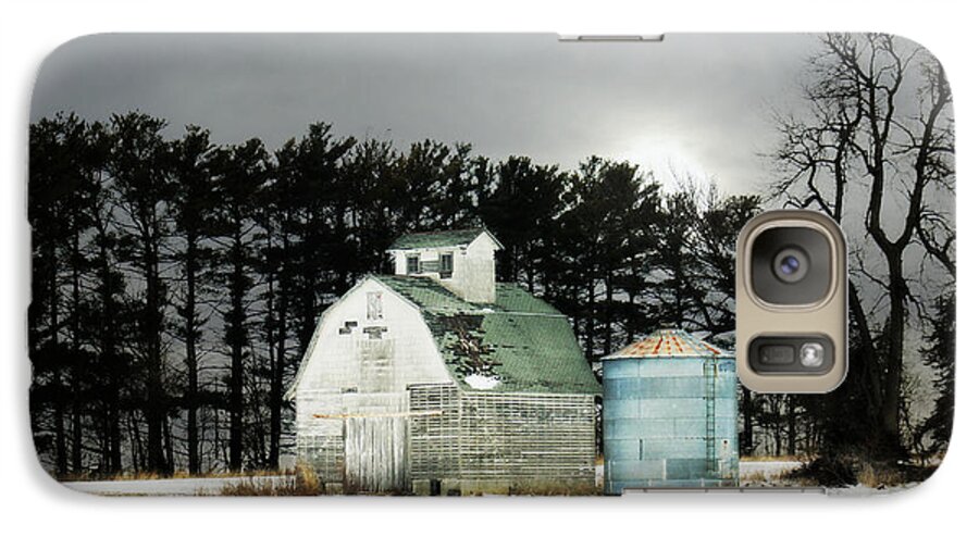Barn Galaxy S7 Case featuring the photograph Twos Company by Julie Hamilton